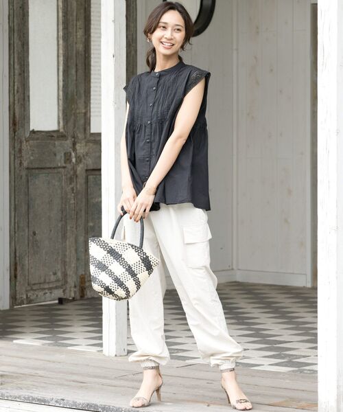 rps(アールピーエス)の「ナイロンカーゴパンツ(カーゴパンツ・レディース・ブラック/アイボリー/ライトカーキ・フリー)」の8枚目の写真