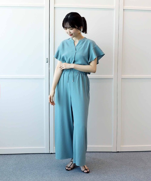 Jines(ジネス)の「ポリラクシーギャザーワイドパンツ(その他パンツ・レディース・ネイビー/イエロー/ブルー・38)」の12枚目の写真