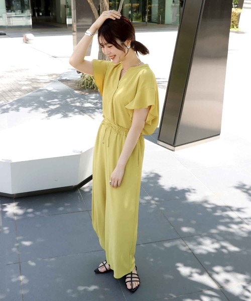 Jines(ジネス)の「ポリラクシーギャザーワイドパンツ(その他パンツ・レディース・ネイビー/イエロー/ブルー・38)」の6枚目の写真