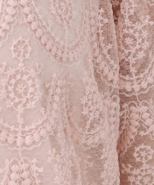 couture brooch(クチュールブローチ)の「◆【上品フェミニンに華やぎスタイル。】マーメイド刺繍レーストップス(Tシャツ/カットソー・レディース・アイボリー/ライトグリーン/ブラック/ピンク系その他・38/40/42)」の14枚目の写真