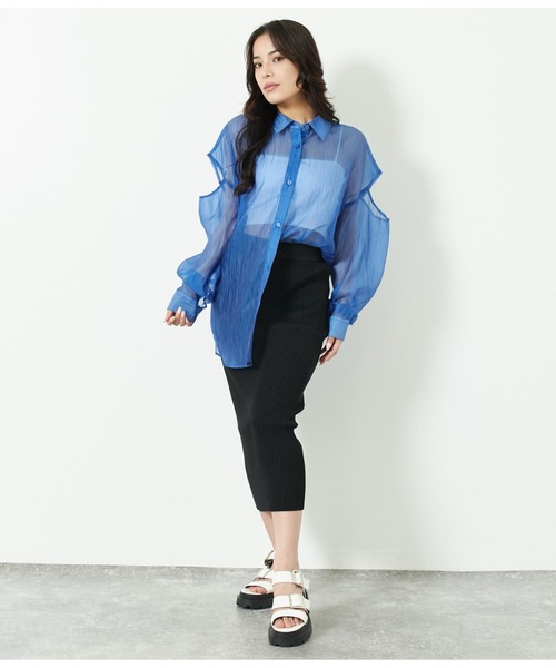 ANAP（アナップ）の「肩開きシアーシャツ（シャツ/ブラウス・レディース・ブラック/ブルー/グレー・FREE）」の4枚目の写真
