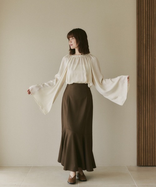 moi tytto（モイテュット）の「フレアスリーブギャザーブラウス（シャツ/ブラウス・レディース・ナチュラル/ブラック/キャメル・FREE）」の10枚目の写真