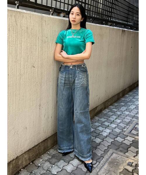 EMODA（エモダ）の「エンブロイダリーベロアトップス（Tシャツ/カットソー・レディース・ブラック/ホワイト/オレンジ/グリーン・FREE）」の7枚目の写真