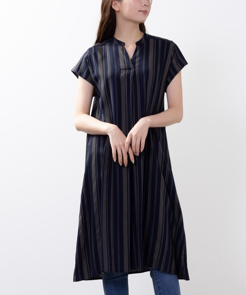 NAVY(ネイビー)の「インドファブリック スキッパーワンピース(ワンピース・レディース・パープル/ネイビー/ブルー・フリー)」の11枚目の写真