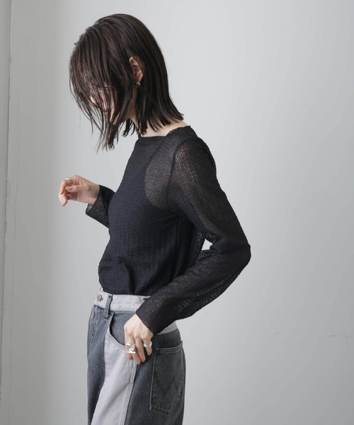 NANO universe（ナノユニバース）の「シャーリングレースカットトップス（Tシャツ/カットソー・レディース・オフホワイト/ブラック・S/M）」の9枚目の写真