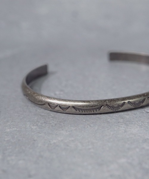 期間限定お値下げ！ＦＵＬＩＧＯＦＵＬＩＧＯＳＩＴＥＤ　シルバーバングル 通販ファッション - 期間限定お値下げ