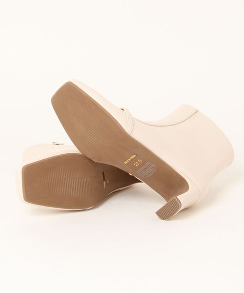 Bridget Birkin(ブリジットバーキン)の「【Bridget Birkin】アクセサリーチェーンショートブーツ(533022)(ブーツ・レディース・ブラック/アイボリー・24/23/22.5/24.5/23.5)」の4枚目の写真