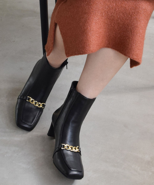Bridget Birkin(ブリジットバーキン)の「【Bridget Birkin】アクセサリーチェーンショートブーツ(533022)(ブーツ・レディース・ブラック/アイボリー・24/23/22.5/24.5/23.5)」の8枚目の写真