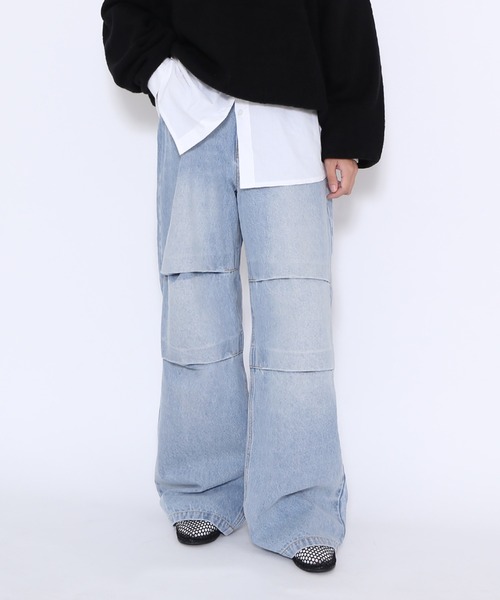 PUNYUS（プニュズ）の「ニータックバギーデニムパンツ（デニムパンツ・レディース・ライトブルー/ブラック・1/2/3/4）」の5枚目の写真