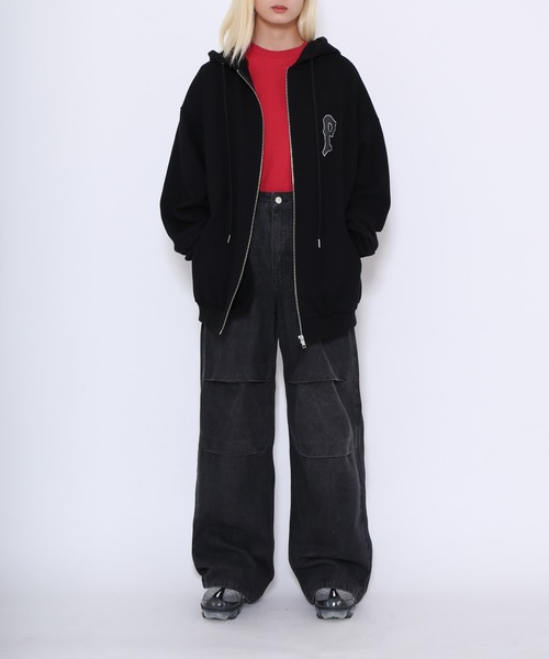 PUNYUS（プニュズ）の「ニータックバギーデニムパンツ（デニムパンツ・レディース・ライトブルー/ブラック・1/2/3/4）」の10枚目の写真