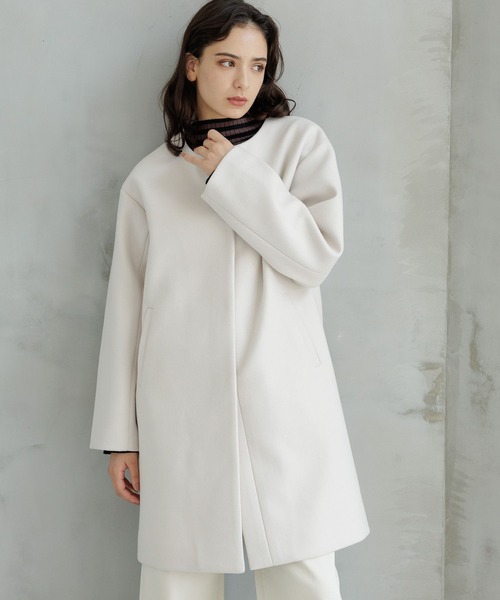 LAKOLE（ラコレ）の「ウーリーテックノーカラーコート / 704772（ノーカラーコート・レディース・アイボリー/ブラック・SMALL/MEDIUM）」の5枚目の写真