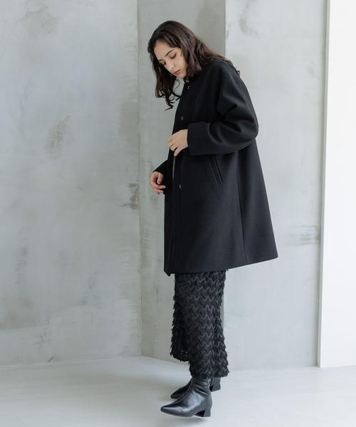 LAKOLE（ラコレ）の「ウーリーテックノーカラーコート / 704772（ノーカラーコート・レディース・アイボリー/ブラック・SMALL/MEDIUM）」の8枚目の写真