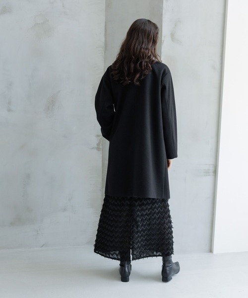 LAKOLE（ラコレ）の「ウーリーテックノーカラーコート / 704772（ノーカラーコート・レディース・アイボリー/ブラック・SMALL/MEDIUM）」の9枚目の写真