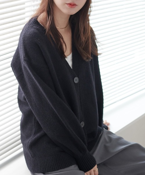 ECRIRE（エクリール）の「オーバーサイズカーディガン（カーディガン/ボレロ・レディース・モカ/ブラック/アイボリー・M）」の4枚目の写真