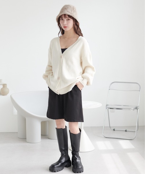 ECRIRE（エクリール）の「オーバーサイズカーディガン（カーディガン/ボレロ・レディース・モカ/ブラック/アイボリー・M）」の6枚目の写真