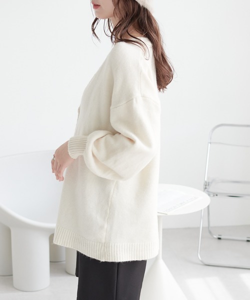 ECRIRE（エクリール）の「オーバーサイズカーディガン（カーディガン/ボレロ・レディース・モカ/ブラック/アイボリー・M）」の11枚目の写真