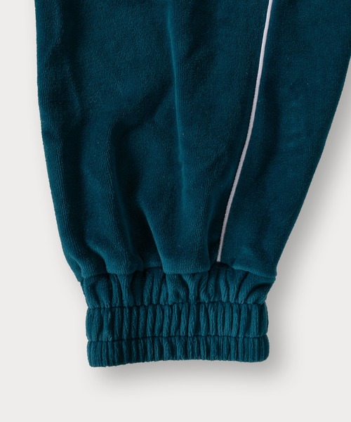 VISION STREET WEAR（ヴィジョンストリートウェア）の「【VISION STREET WEAR/ヴィジョンストリートウェア】ワンポイントサークルロゴベロアハーフジップスウェット/ビッグシルエット（スウェット・メンズ・ブラック/アイボリー/ブルー・M/XL/L）」の4枚目の写真