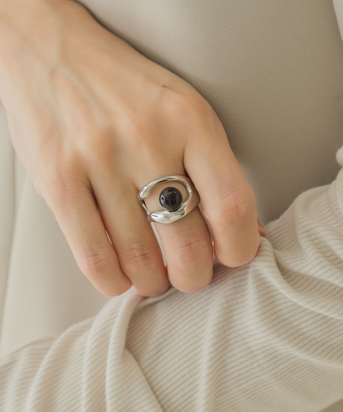 SMELLY(スメリー)の「メタルスペーススフィアリング(リング・レディース・シルバー系その他/ゴールド系その他・13)」の2枚目の写真