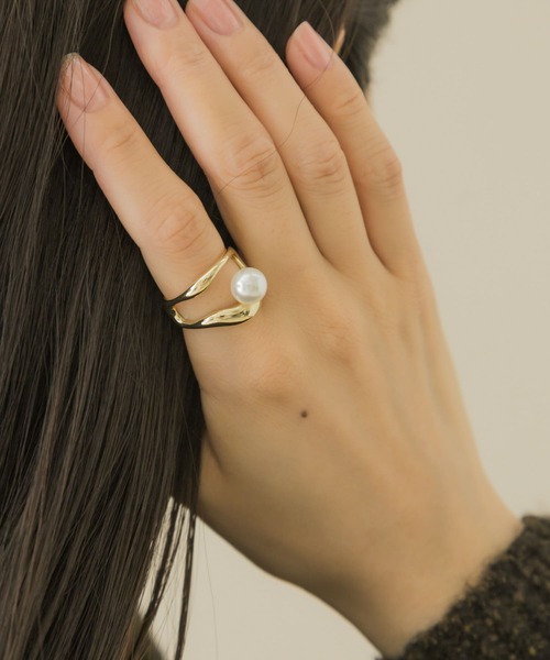 SMELLY(スメリー)の「メタルスペーススフィアリング(リング・レディース・シルバー系その他/ゴールド系その他・13)」の4枚目の写真