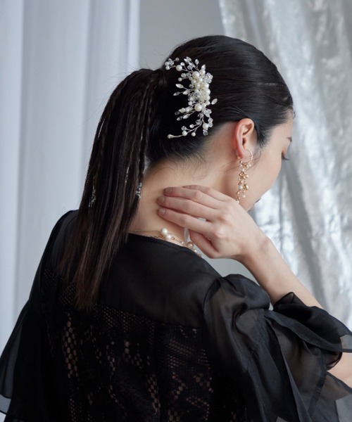 Cupid Heart(キューピッドハート)の「【Cupid Heart】結婚式アクセ!ビジュー&パールヘアコーム(バレッタ/ヘアクリップ・レディース・シルバー・MEDIUM)」の12枚目の写真