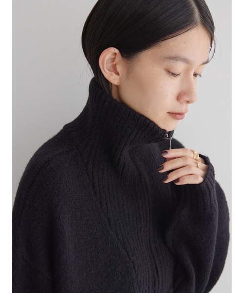 AMERICAN HOLIC（アメリカンホリック）の「ハーフZIPニットワンピース（ワンピース・レディース・ブラック/モカ/グレイッシュベージュ・M/L）」の13枚目の写真