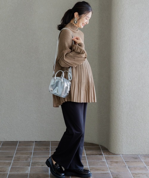 フェリシモMama（フェリシモママ）の「Ｍｏｒｅｄｄｅ　マタニティから産後も使える　ストレッチストレートパンツ（マタニティウェア/グッズ・レディース・モカ/ライトイエロー/ブラック・MEDIUM/LARGE/X-LARGE/XX-LARGE）」の7枚目の写真