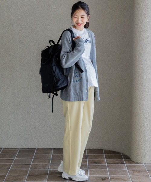 フェリシモMama（フェリシモママ）の「Ｍｏｒｅｄｄｅ　マタニティから産後も使える　ストレッチストレートパンツ（マタニティウェア/グッズ・レディース・モカ/ライトイエロー/ブラック・MEDIUM/LARGE/X-LARGE/XX-LARGE）」の5枚目の写真