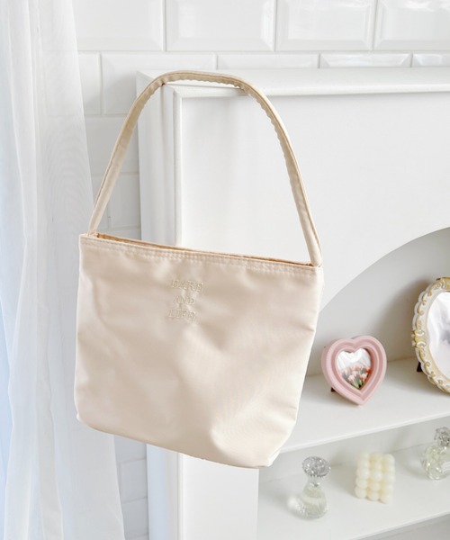 Loueme（ルエム）の「ロゴ刺繍ワンハンドルバッグ（ハンドバッグ・レディース・ピンク/アイボリー/ブラック/ライトブルー・FREE）」の20枚目の写真