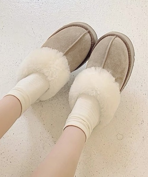 Vipoa(ヴィポア)の「厚底ボリュームフェイクムートンスリッポン(スリッポン・レディース・ブラック/キャメル/ベージュ/ライトベージュ・SMALL/MEDIUM/LARGE)」の22枚目の写真