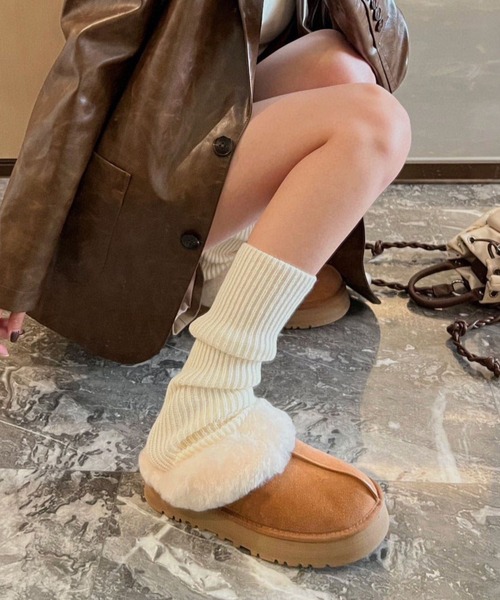 Vipoa(ヴィポア)の「厚底ボリュームフェイクムートンスリッポン(スリッポン・レディース・ブラック/キャメル/ベージュ/ライトベージュ・SMALL/MEDIUM/LARGE)」の19枚目の写真