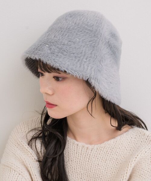 casita(RETRO GIRL)(カシータ)の「パール付きシャギーハット(ハット・レディース・ブラック/ライトグレー/オフホワイト・ONE SIZE)」の3枚目の写真