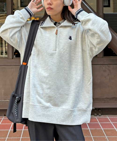 CPCM(シーピーシーエム)の「クマ刺繍ラインハーフジップ裏毛プルオーバー(スウェット・レディース・ネイビー/グレー/オフホワイト・F)」の1枚目の写真