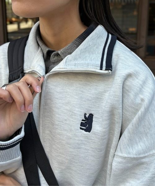 CPCM(シーピーシーエム)の「クマ刺繍ラインハーフジップ裏毛プルオーバー(スウェット・レディース・ネイビー/グレー/オフホワイト・F)」の15枚目の写真