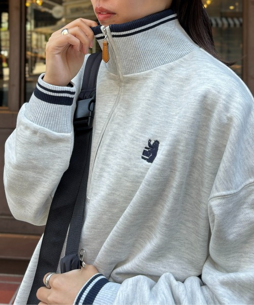 CPCM(シーピーシーエム)の「クマ刺繍ラインハーフジップ裏毛プルオーバー(スウェット・レディース・ネイビー/グレー/オフホワイト・F)」の16枚目の写真