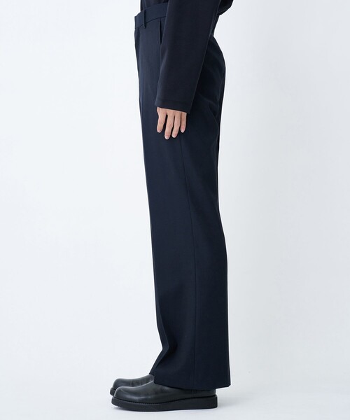 MUKAI（ムカイ）の「WOOL SEMI-FLARE PANTS（スラックス）」 - WEAR