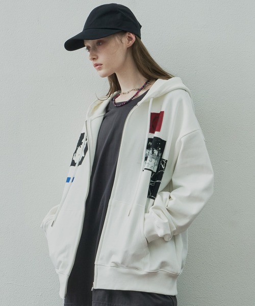 AIVER(アイバー)の「AIVER カットオフパッチフルジップパーカー(パーカー・メンズ・ブラック/ホワイト・MEDIUM/SMALL/LARGE)」の8枚目の写真