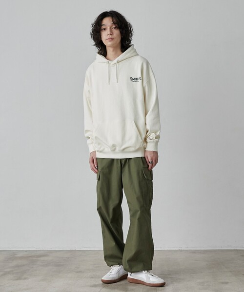 SMITH'S（スミス）の「SMITH'S（スミス）別注ロゴ刺繍パーカー（パーカー・メンズ・オフホワイト/グレー/ネイビー・S/M/L/XL）」の20枚目の写真