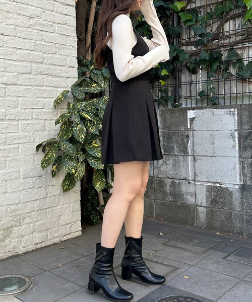 INGNI（イング）の「共ベルト付BOXプリーツジャンスカ（ジャンパースカート・レディース・ブラック/グレー・M）」の7枚目の写真