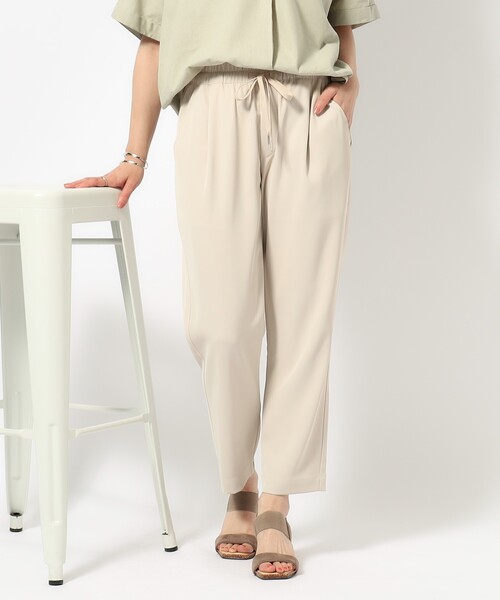 SHOO・LA・RUE（シューラルー）の「◆【SS-3L】さらさらぷるん イージーテーパードパンツ（その他パンツ・レディース・イエロー/ピンク系/カーキ/ブラック/ベージュ・05/04/01/10/02/03）」の3枚目の写真