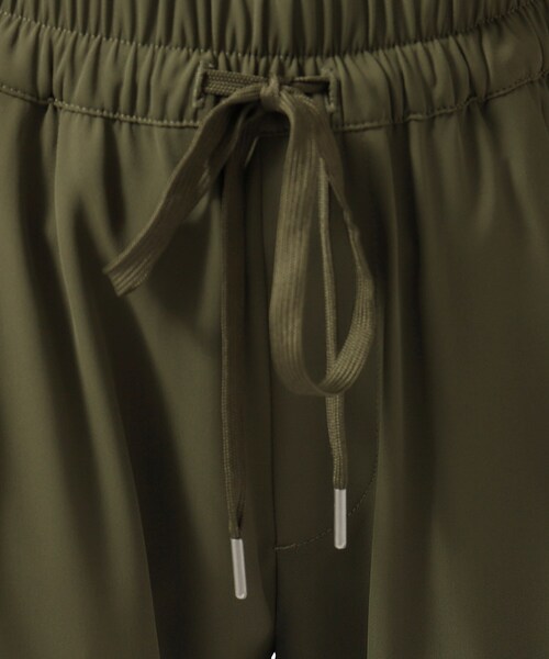 SHOO・LA・RUE（シューラルー）の「◆【SS-3L】さらさらぷるん イージーテーパードパンツ（その他パンツ・レディース・イエロー/ピンク系/カーキ/ブラック/ベージュ・05/04/01/10/02/03）」の18枚目の写真