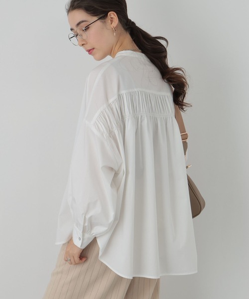 saloon（サルーン）の「SALOON(サルーン)/ ノーカラーバックギャザー