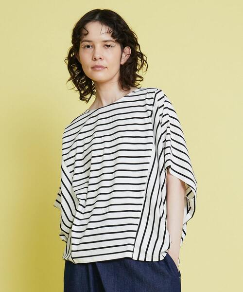 FRAPBOIS（フラボア）の「ドルマンタックT（Tシャツ/カットソー・レディース・ブラック系その他/ホワイト系その他/グリーン系その他/ブルー系その他・1）」の2枚目の写真
