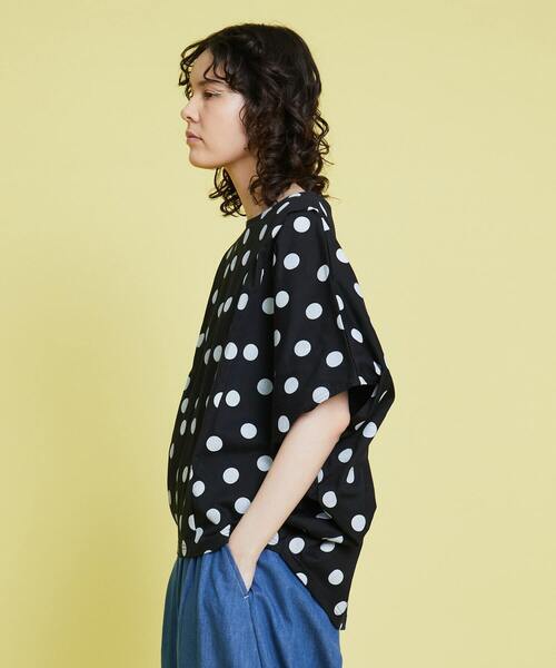 FRAPBOIS（フラボア）の「ドルマンタックT（Tシャツ/カットソー・レディース・ブラック系その他/ホワイト系その他/グリーン系その他/ブルー系その他・1）」の14枚目の写真
