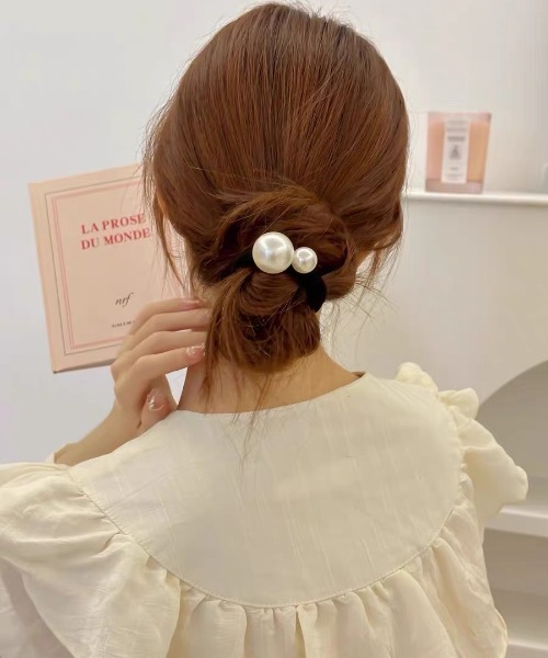 claire's♡パールが素敵なヘアゴム 夏に人気の…❣️バングルとバタフライのヘアゴムですよ
