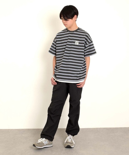 GLAZOS(グラソス)の「ボーダー・ワンポイント刺繍Tシャツ(Tシャツ/カットソー・キッズ・ホワイト/グレー/ブラック・170cm/160cm/150cm/140cm)」の5枚目の写真