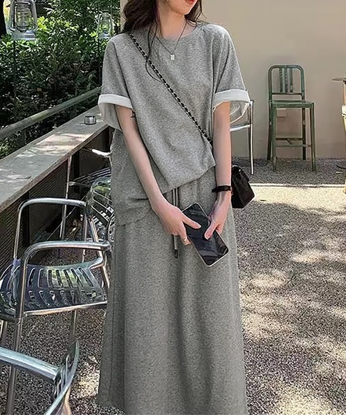 Girly Doll(ガーリードール)の「セットアップ Tシャツ&イージースカート(セットアップ・レディース・グレー/グリーン・L/M)」の16枚目の写真