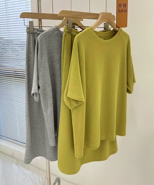 Girly Doll(ガーリードール)の「セットアップ Tシャツ&イージースカート(セットアップ・レディース・グレー/グリーン・L/M)」の4枚目の写真