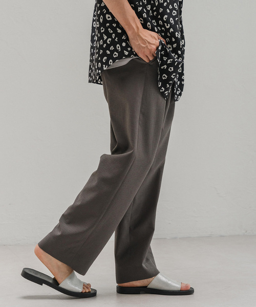 EDIFICE（エディフィス）の「SAP ドットエアー ストレッチ 1タックイージーパンツ（スラックス・メンズ・ライトグレー/ブラック/チャコールグレー・LARGE/MEDIUM/SMALL）」の4枚目の写真