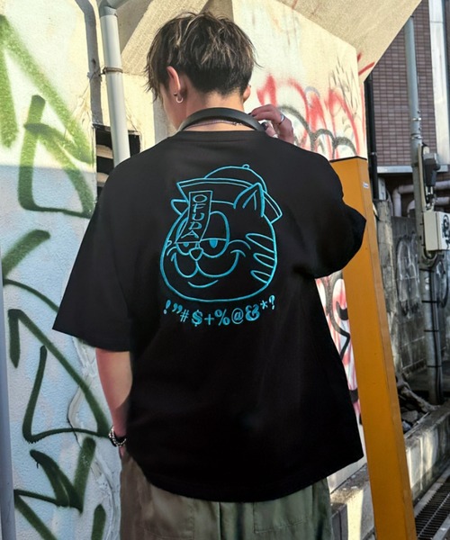 A'gem(エージェム)の「A'GEM/9 × .kom 『A'gem/エージェム』 シンプル猫CAT半袖Tシャツ(Tシャツ/カットソー・メンズ・ライトグレー/ホワイト/ブラック/ブラウン・M/L)」の3枚目の写真