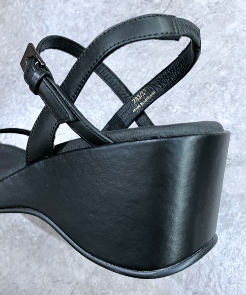 enchanted(エンチャンテッド)の「《APOM》本革ストラッピーウェッジソールサンダル(サンダル・レディース・ブラック/シルバー・40/39/38/37/36/35)」の11枚目の写真